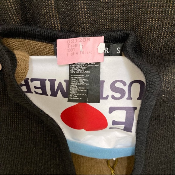 Black with Brown, Sweater Vest and Sweater Pants Suit by Spanner. Women’s Tall - Picture 13 of 14